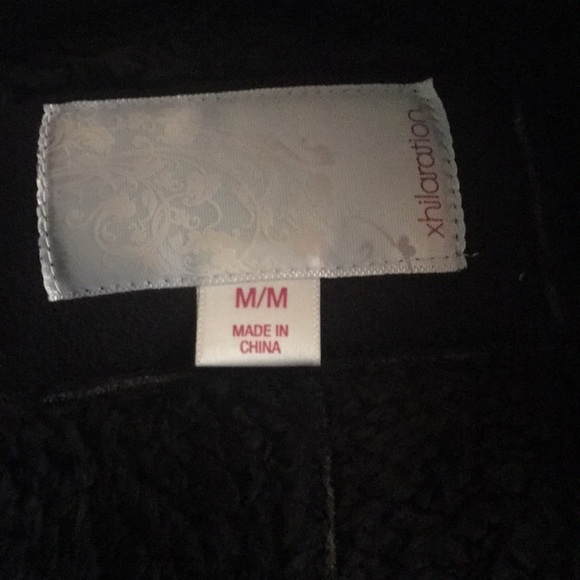 Black vest - Picture 7 of 7